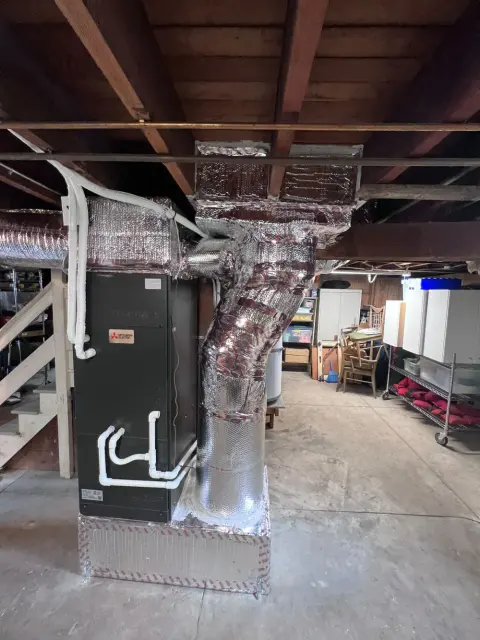 Mitsubishi Electric air handler with insulated ductwork installed in a San Francisco home